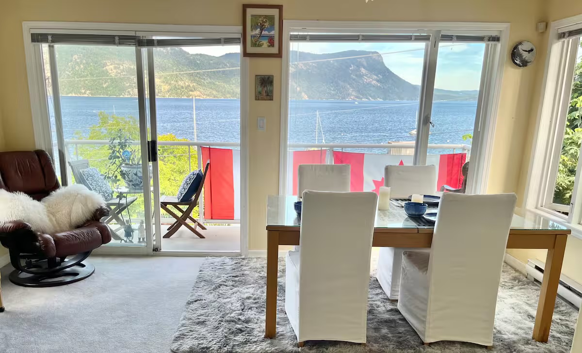 Dining room with panoramic ocean views